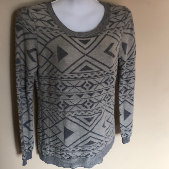 Sweater - Picture 2 of 3